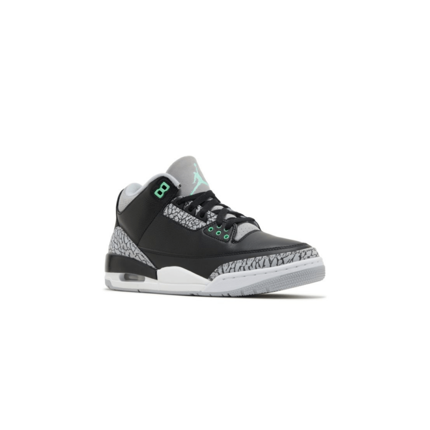 Air Jordan Retro 3 'Green Glow' - Image 2